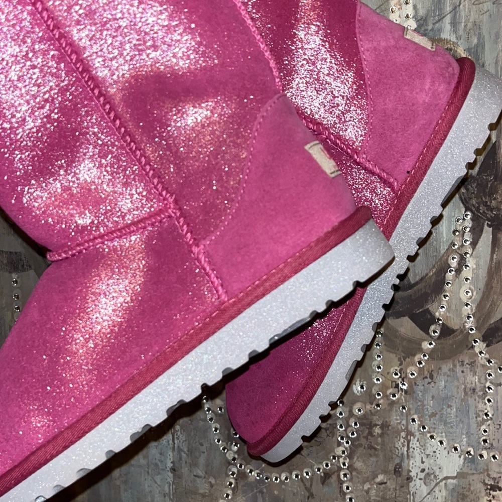 Ugg X Glitz N Glam Vibes